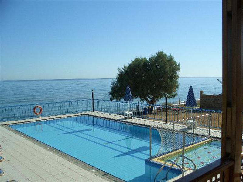 Danaos Beach Apartments Sfáka Exteriör bild